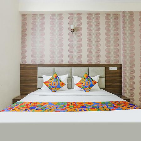 Fabhotel Corporate Stay Noida Extérieur photo
