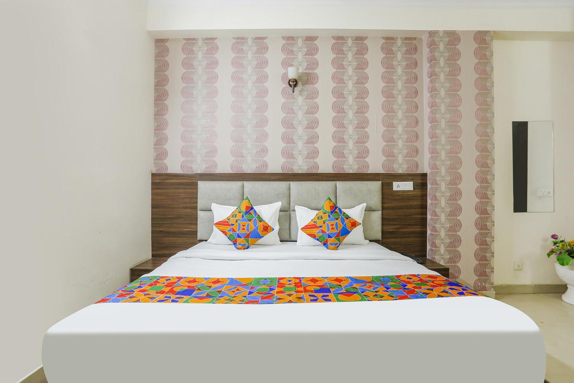 Fabhotel Corporate Stay Noida Extérieur photo