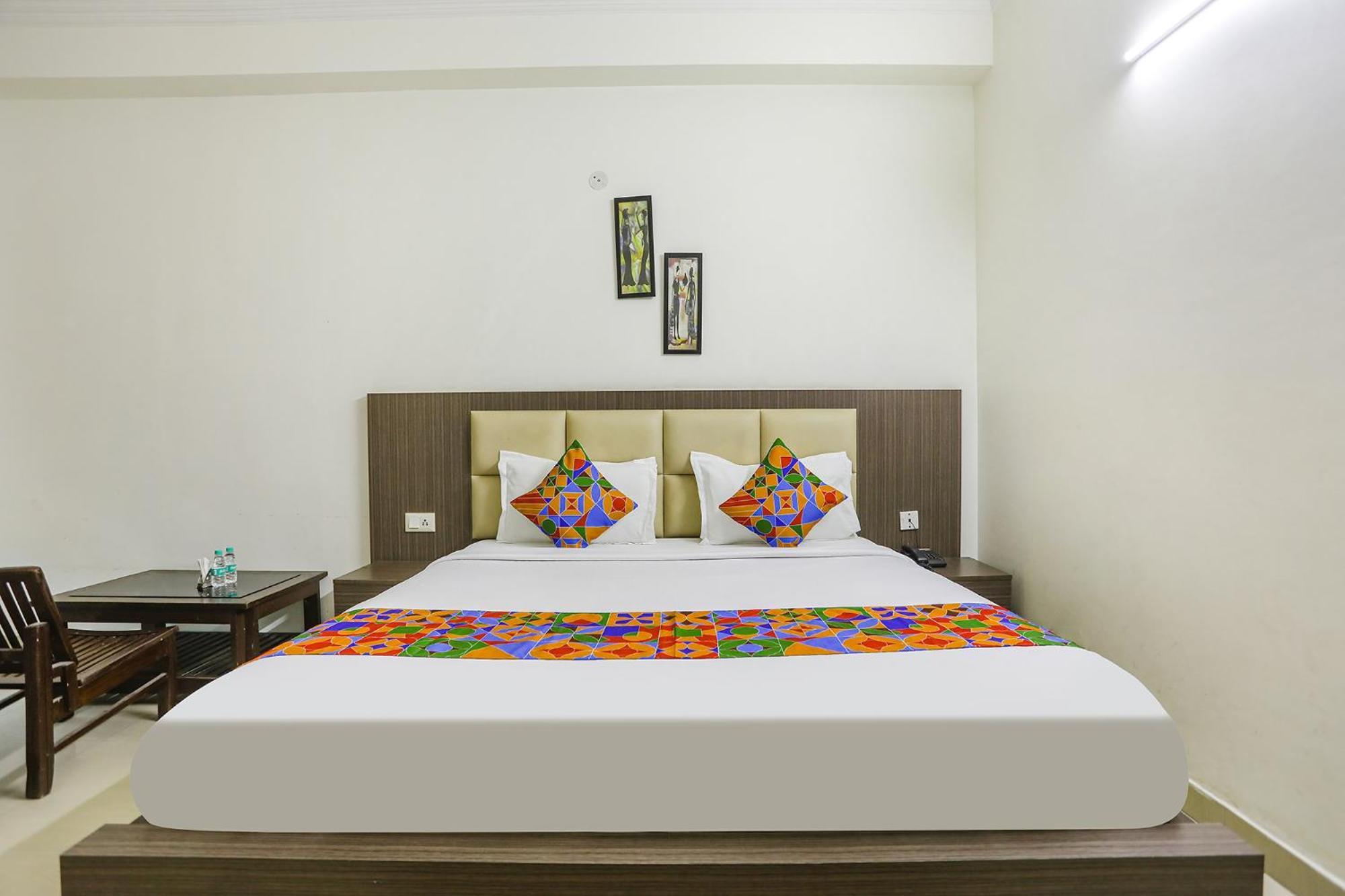 Fabhotel Corporate Stay Noida Extérieur photo